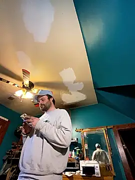 charactrzero online show from December 1, 11:47 pm