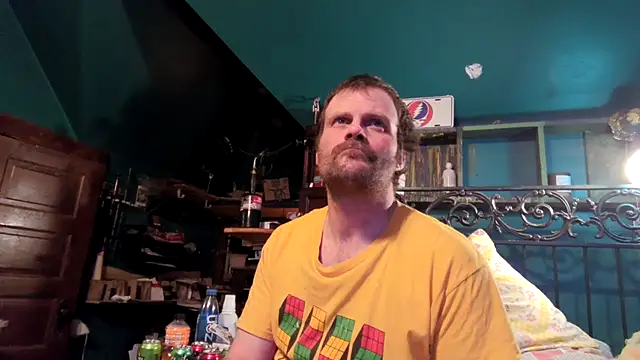 Snapshot of charactrzero chatting on February 3, 3:15 am charactrzero online show from February 3, 3:15 am