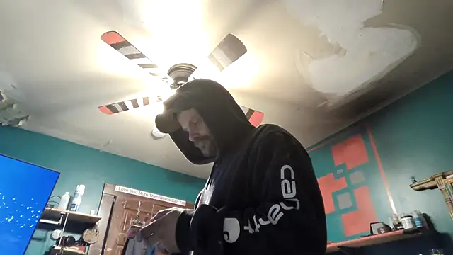 Snapshot of charactrzero chatting on February 10, 9:52 pm charactrzero online show from February 10, 9:52 pm