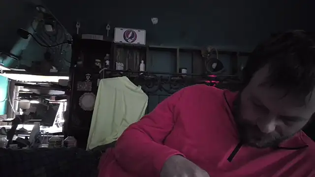 Snapshot of charactrzero chatting on February 14, 2:25 pm charactrzero online show from February 14, 2:25 pm