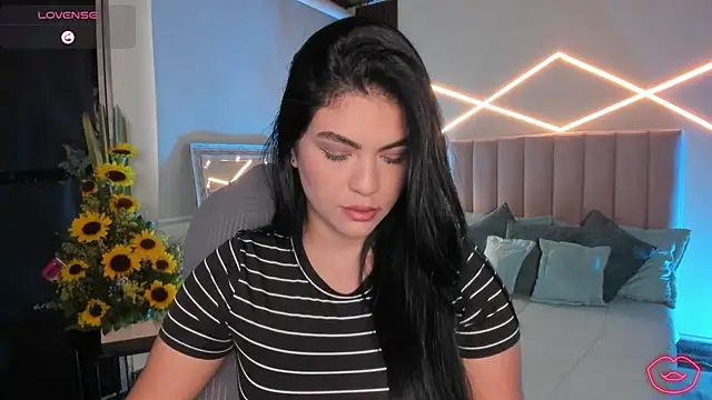 Veronicalanx1 online show from February 24, 11:52 am