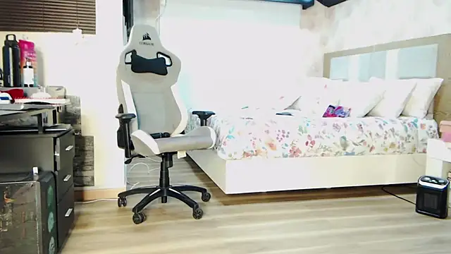 stefializon online show from January 17, 3:34 am