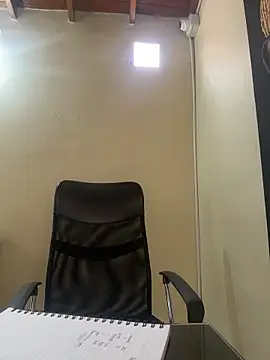 kendall 52 online show from April 7, 4:40 pm