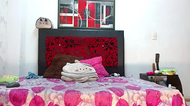 Snapshot of LexiStone_ chatting on April 15, 8:42 pm LexiStone online show from April 15, 8:42 pm