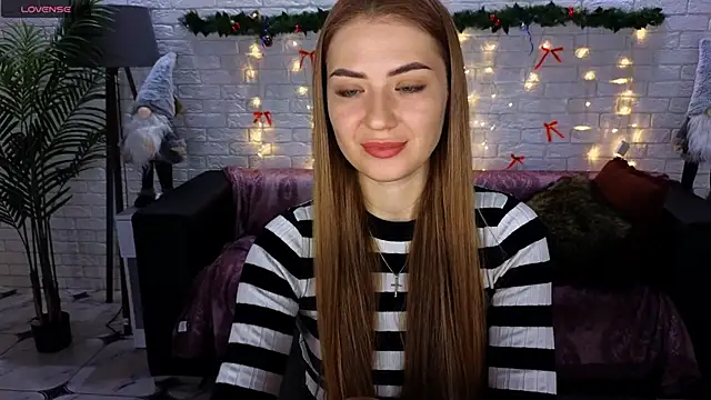 Adelyna Bird online show from December 22, 7:22 am