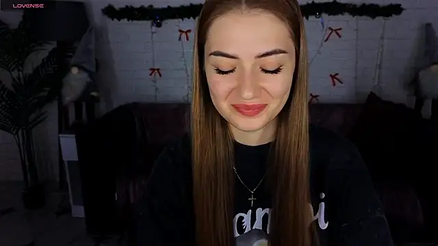 Adelyna Bird online show from December 26, 11:32 am