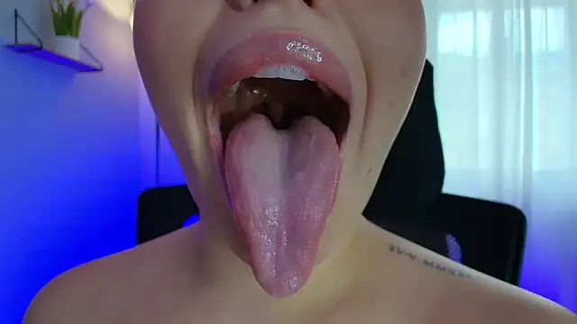 lisbet21x online show from January 28, 7:32 pm