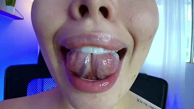 lisbet21x online show from January 30, 10:08 pm