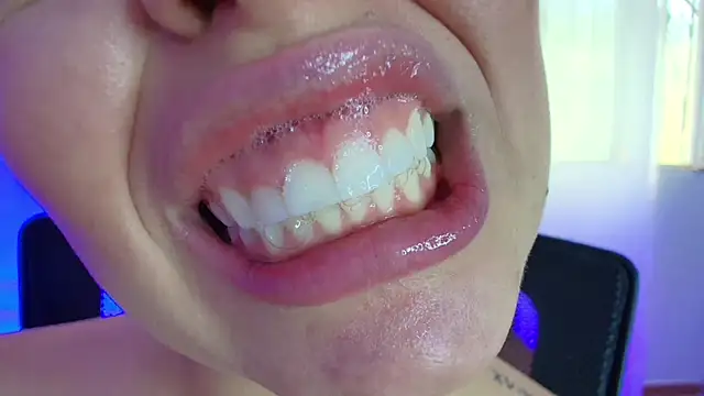 lisbet21x online show from February 14, 10:14 pm