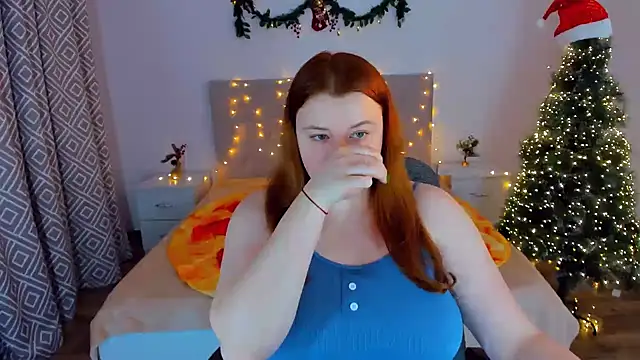 PolinaSalvatore online show from December 25, 3:28 pm