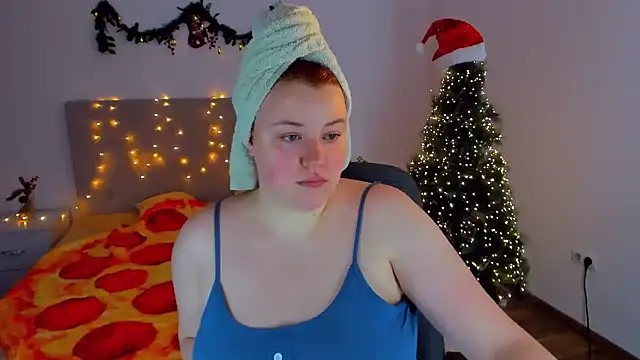 PolinaSalvatore online show from December 25, 9:11 pm