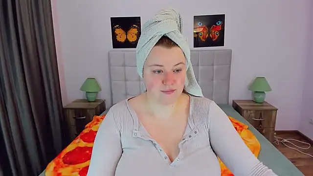 PolinaSalvatore online show from January 17, 8:24 am