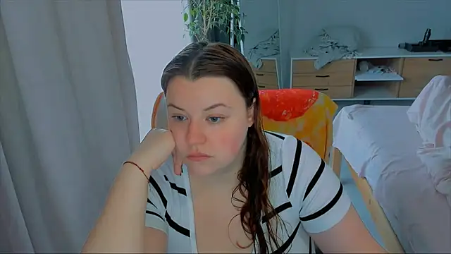 PolinaSalvatore online show from October 19, 9:10 am