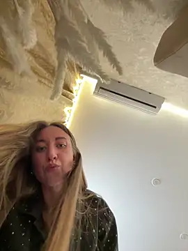 EvaCatt online show from October 7, 2:42 am