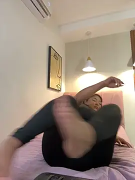 Kenya--Buhle online show from November 19, 6:41 pm