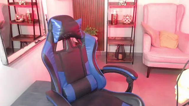 Kenya--Buhle online show from November 20, 6:18 pm