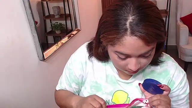 Kenya--Buhle online show from December 18, 6:03 pm