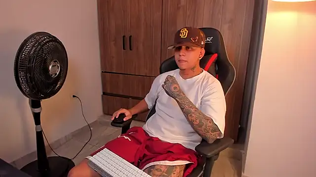 Jake simons online show from March 4, 9:15 am