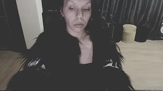 GoldenSasha online show from October 13, 11:05 pm