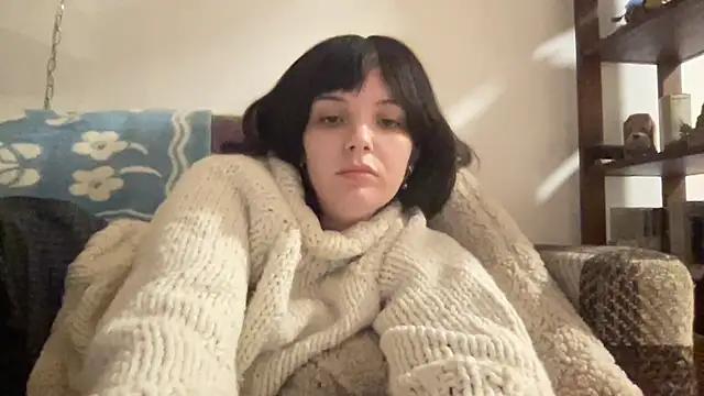 SweetMaisie online show from November 24, 1:16 am