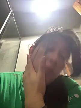 Snapshot of andreaisis2 chatting on April 23, 7:49 pm andreaisis2 online show from April 23, 7:49 pm