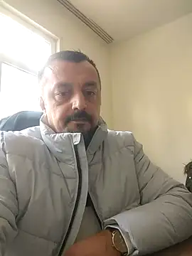 Snapshot of serkan201852 chatting on February 15, 11:39 am serkan201852 online show from February 15, 11:39 am