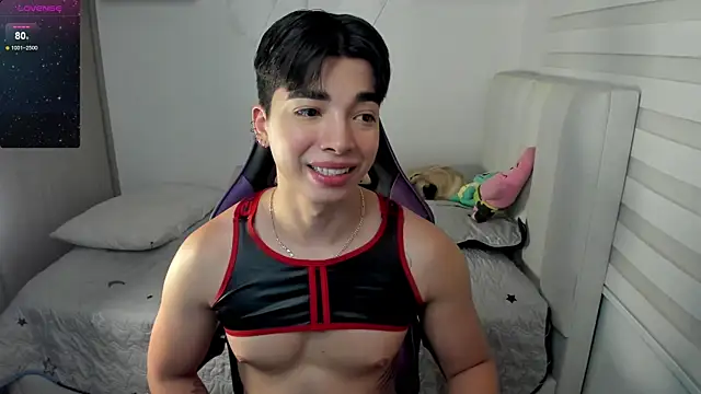 santy7v7 online show from November 4, 1:10 pm