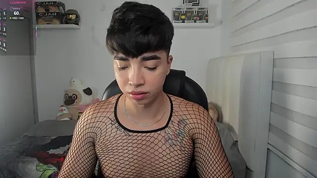 santy7v7 online show from March 1, 1:35 pm