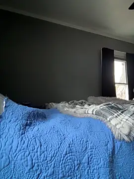 DAJ4002 online show from February 20, 5:57 pm