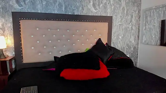 Lia sarahi online show from March 9, 2:21 pm