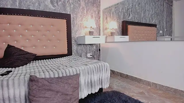 Lia sarahi online show from November 24, 11:43 am