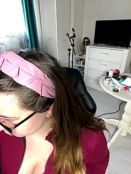 DienkaGreen online show from November 12, 11:32 am