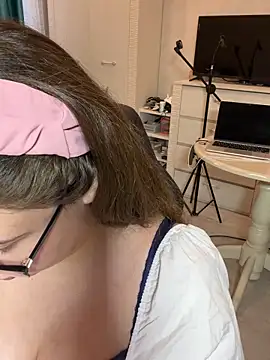 DienkaGreen online show from November 26, 8:37 am