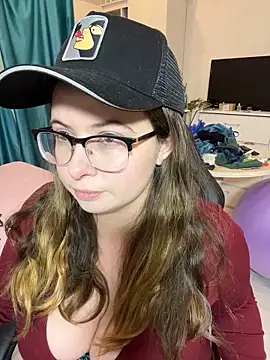 DienkaGreen online show from February 1, 2:04 pm