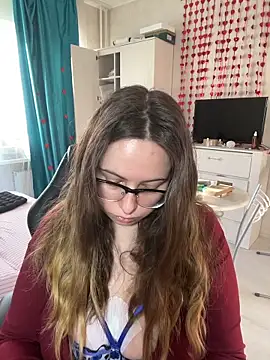 DienkaGreen online show from February 15, 1:41 pm