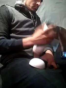 Wero4200 online show from December 3, 8:18 pm