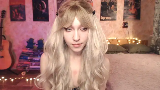 Friendly Ellie online show from January 10, 12:27 am