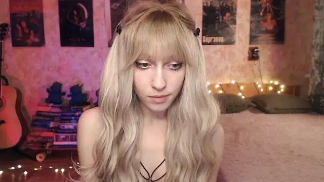 Friendly Ellie online show from January 23, 12:09 pm