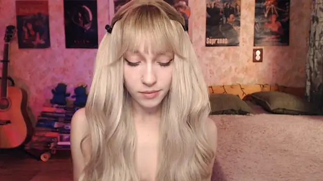 Friendly Ellie online show from February 2, 12:09 am