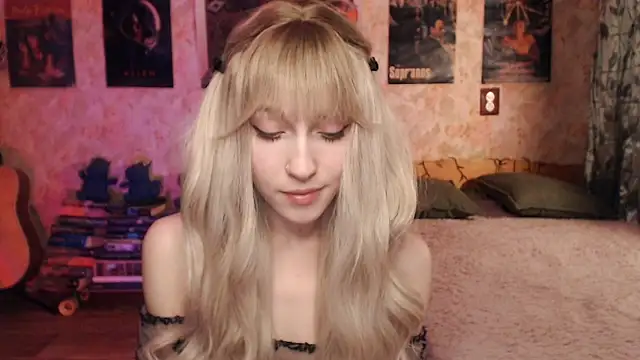 Friendly Ellie online show from February 12, 12:12 pm