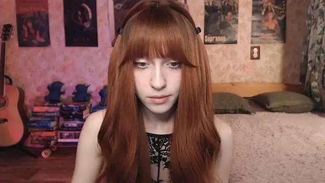 Friendly Ellie online show from September 18, 11:18 pm