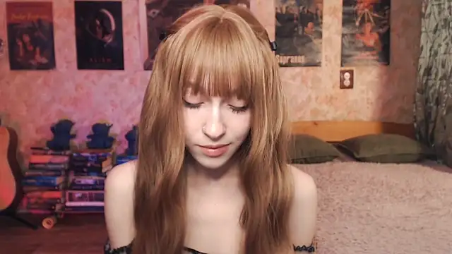 Friendly Ellie online show from October 26, 12:27 am