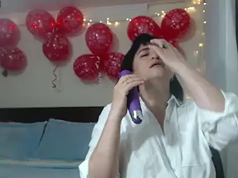 ISABEEL SOFIA01 online show from February 11, 11:33 pm