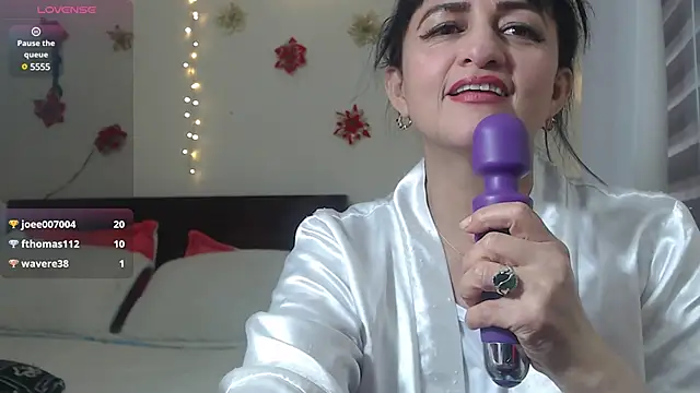 ISABEEL SOFIA01 online show from March 19, 9:48 pm