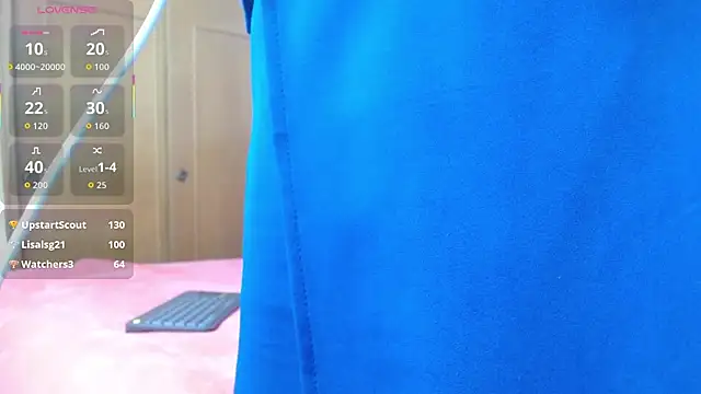 Snapshot of ISABEEL_SOFIA01 chatting on February 6, 12:52 pm ISABEEL SOFIA01 online show from February 6, 12:52 pm