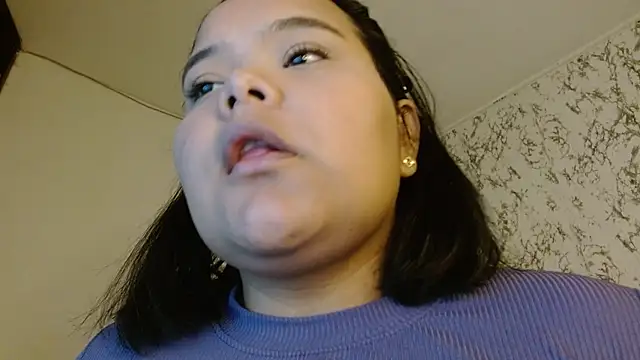 sexychubby    online show from November 30, 8:13 pm