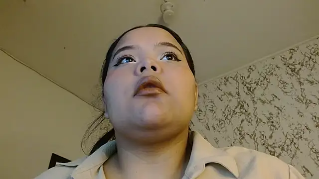 sexychubby    online show from December 5, 5:09 pm