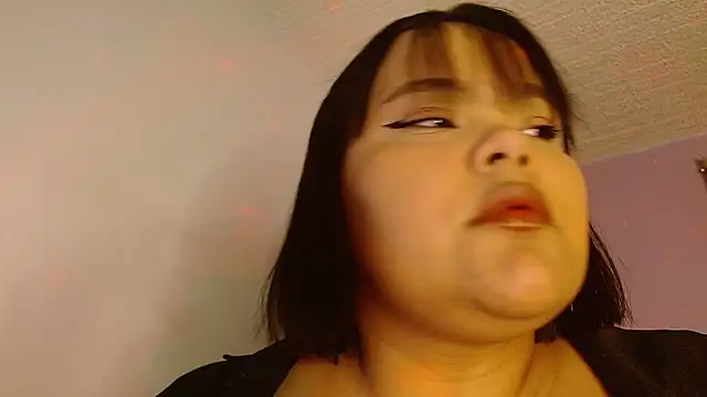 sexychubby    online show from May 9, 9:20 pm