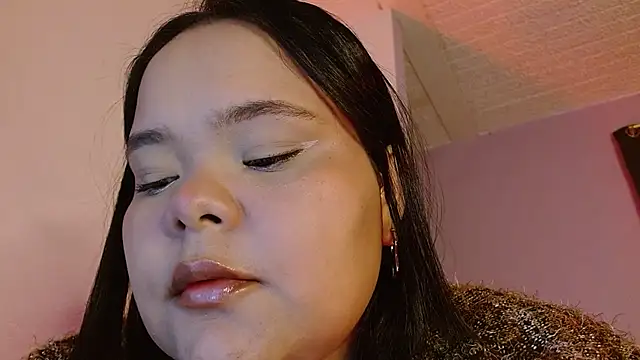 sexychubby    online show from July 12, 8:55 pm