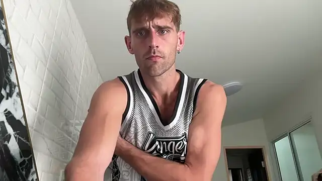 lukegunn online show from March 13, 3:00 am